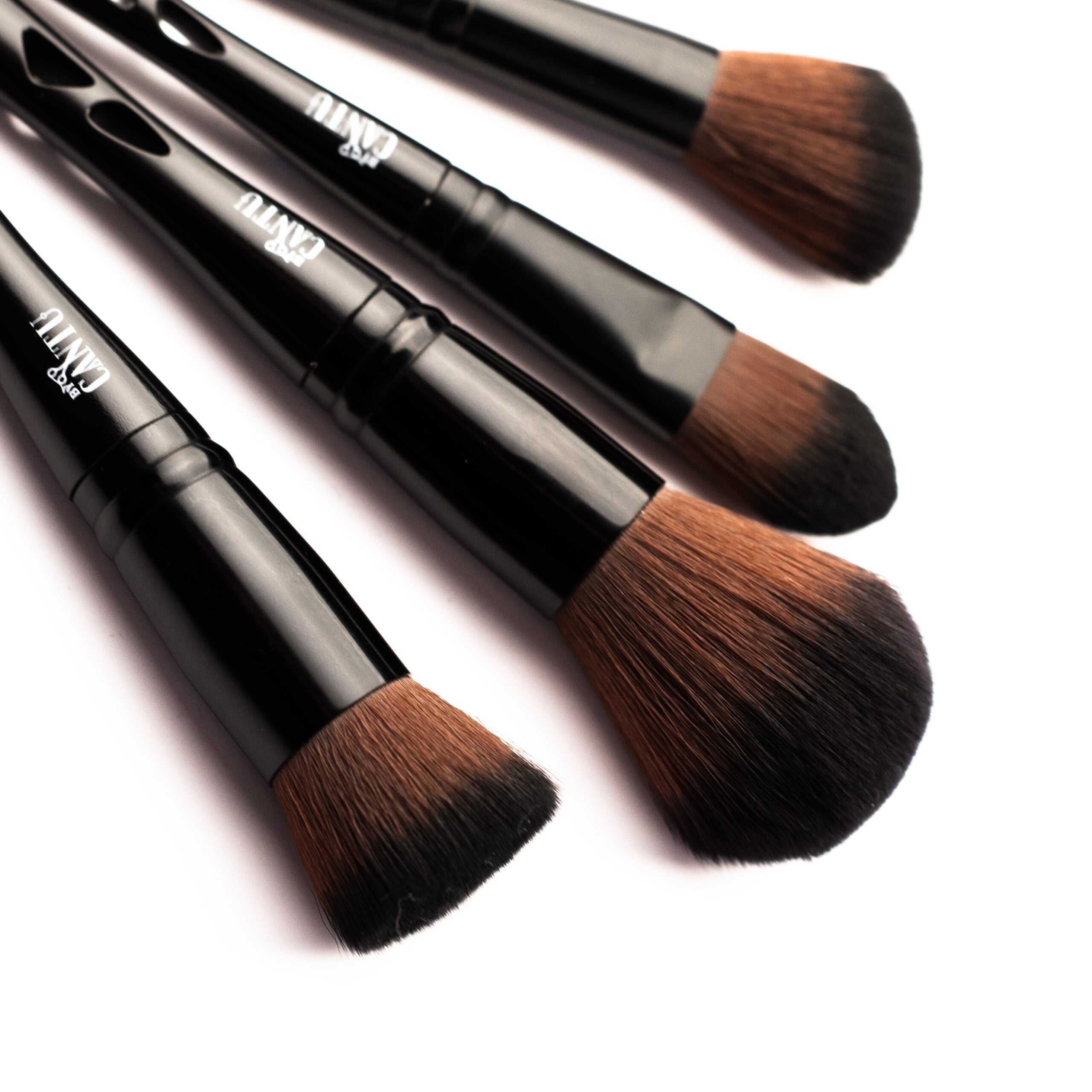Makeup Brush Set: Professional Quality Brushes for Flawless Application